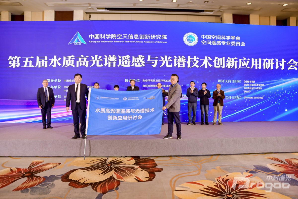 20251030142857543668.jpg 18174294.jpg